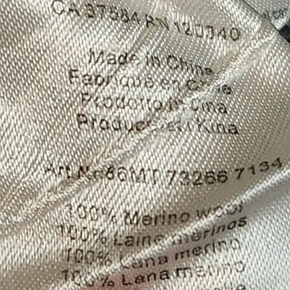 J. Lindeberg Striped Merino V-Neck Sweater - Gray/Maroon - Size: M - Picture 3 of 3